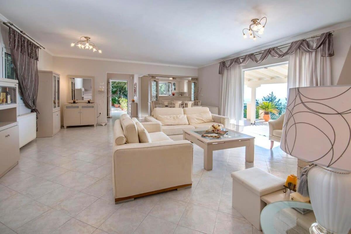 Paxoi Serene Oasis - Mylos Mediterranean Charm Arvanitakeika Exterior foto